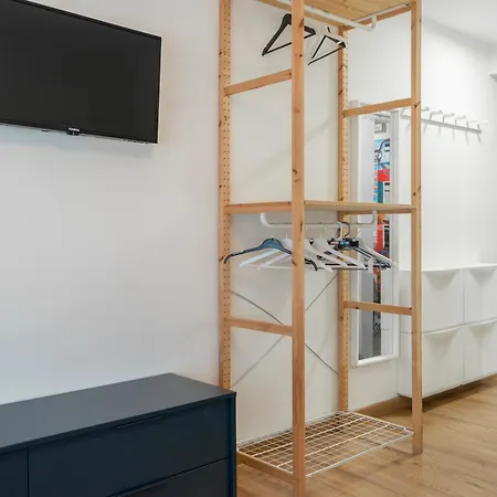 Life Magenta Couette-café Gijón