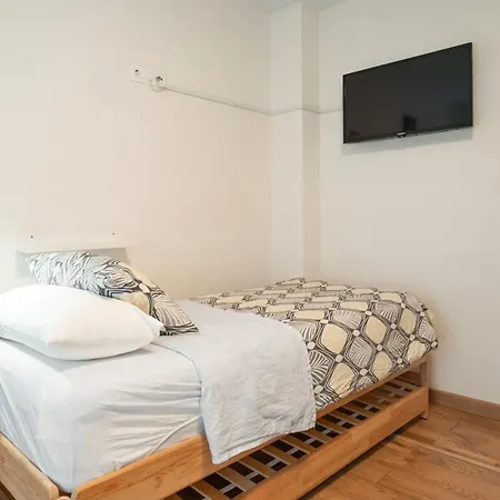 住宿加早餐酒店 Life Magenta