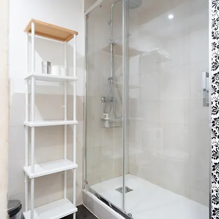 Life Magenta Couette-café