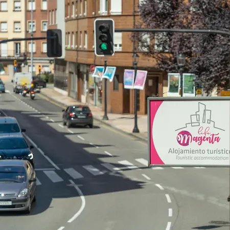 Bed & Breakfast Life Magenta 3*