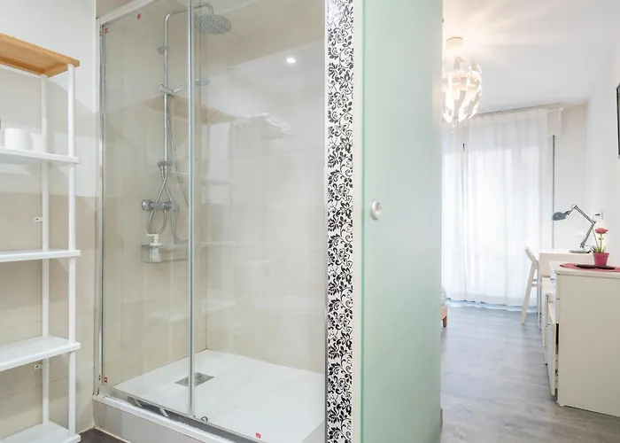 Nocleg ze śniadaniem Life Magenta 3*