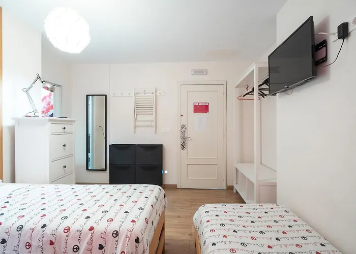 Life Magenta Nocleg ze śniadaniem