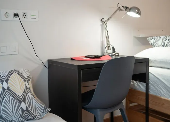 Nocleg ze śniadaniem Life Magenta 3*